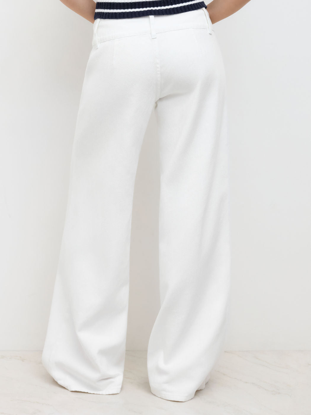Pure Ease High-Waist Wide Jeans