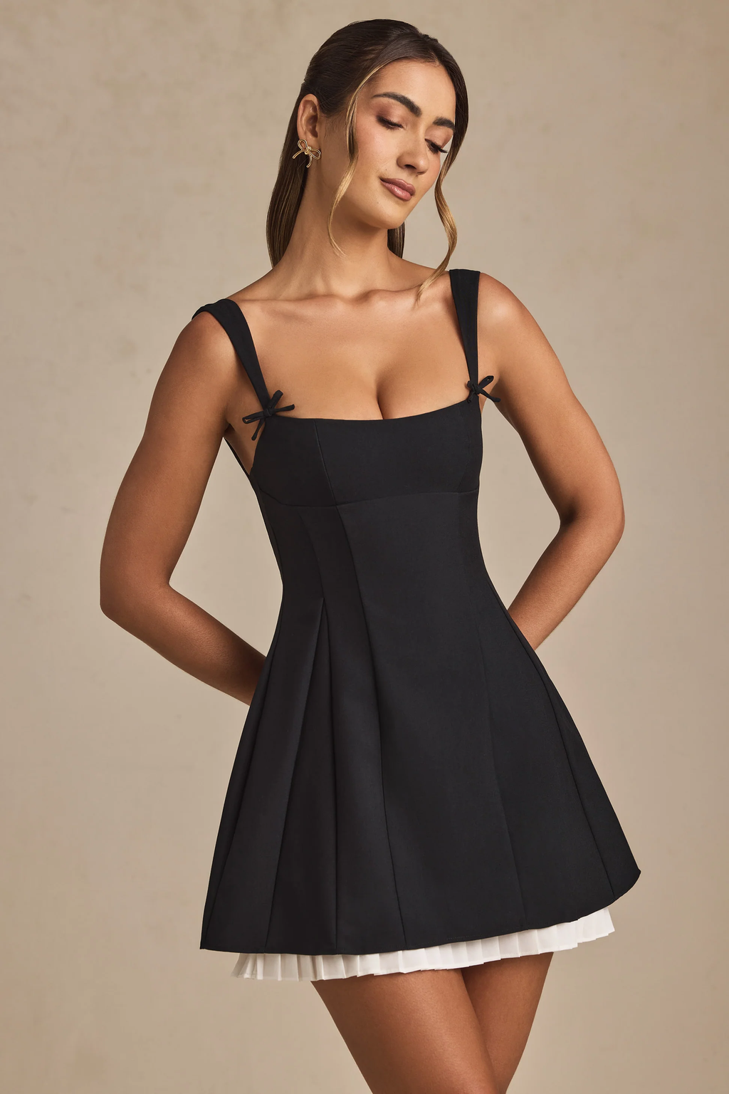 Bow-Detail Pleated A-Line Mini Dress in Soft Pink