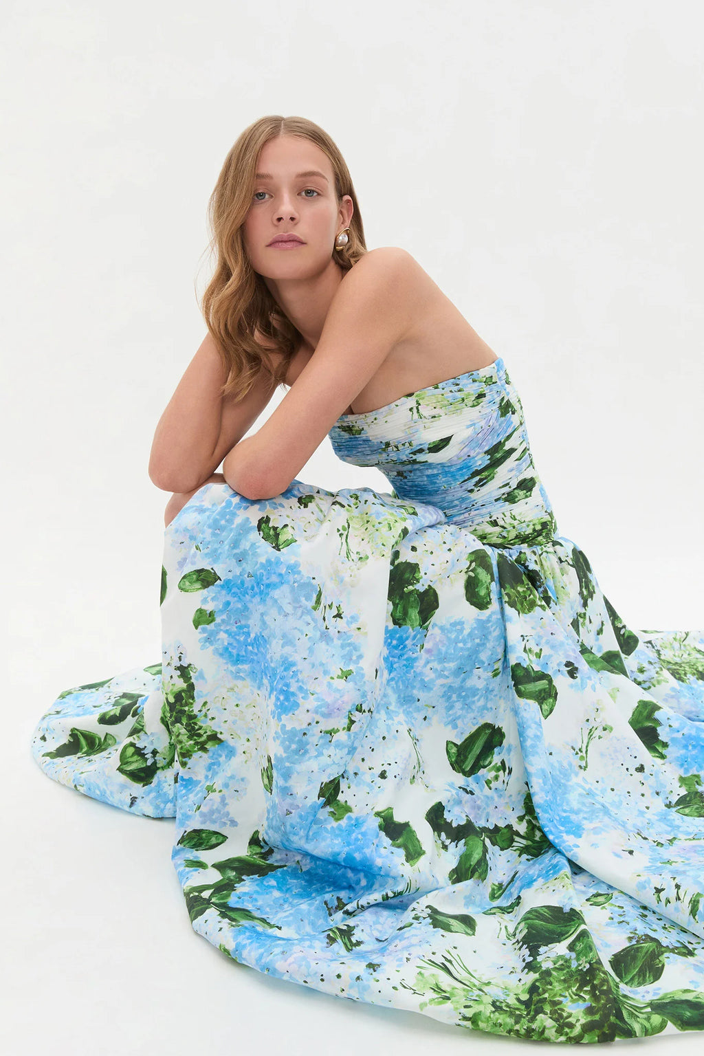 Behold Maxi Dress - Blue hydrangea