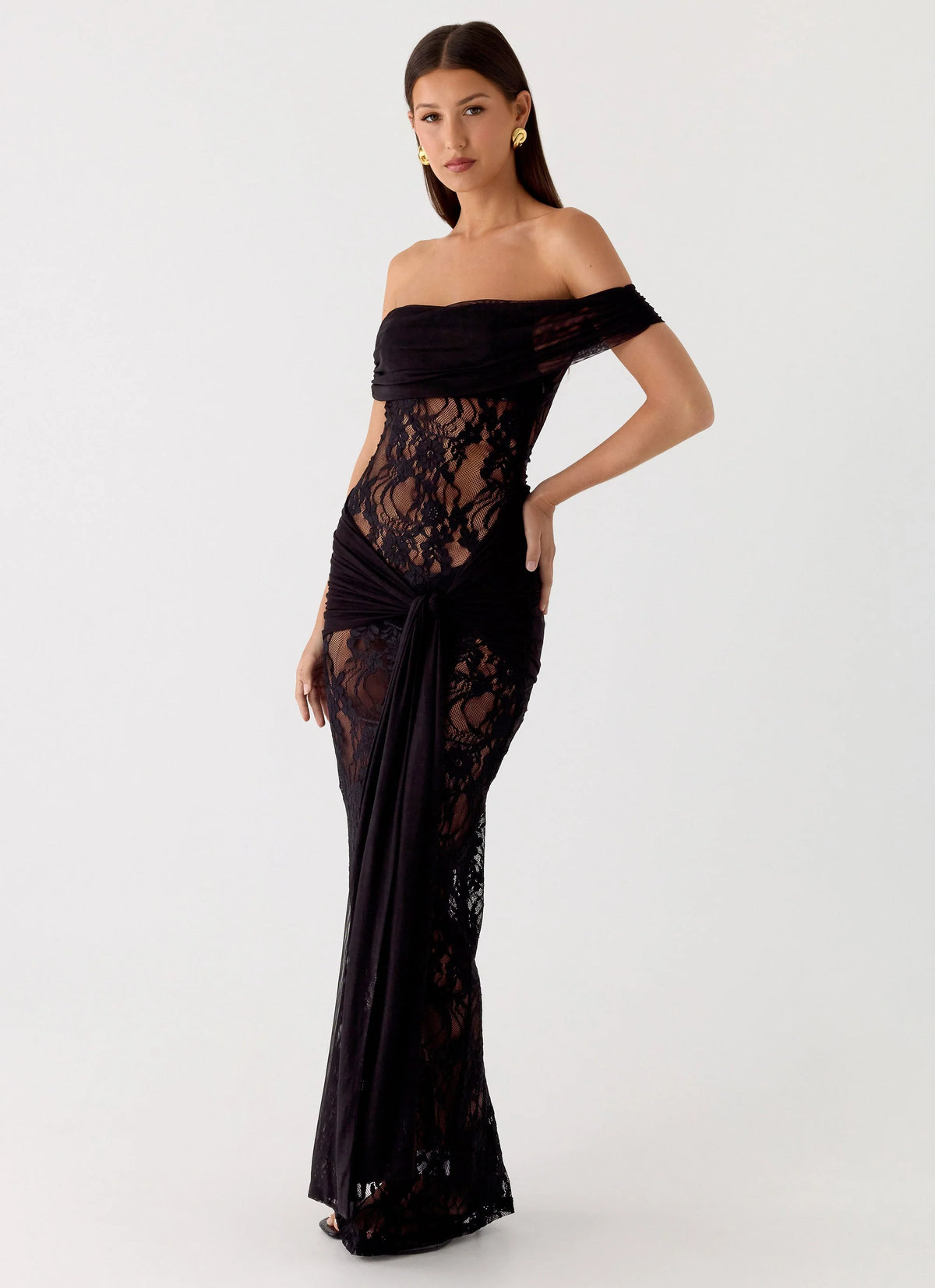 Obsidian Robe Obsidian Lace Embrace Gown – GlowEllevia