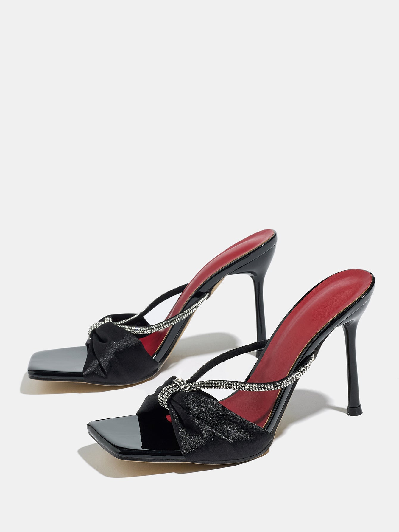 Noir Velouré Crystal Bow Heels