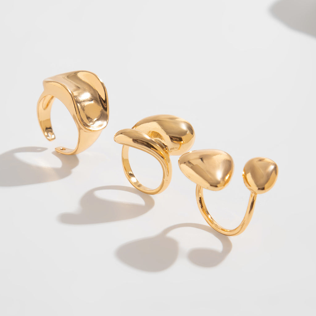 Soléa Embrace Ring Set