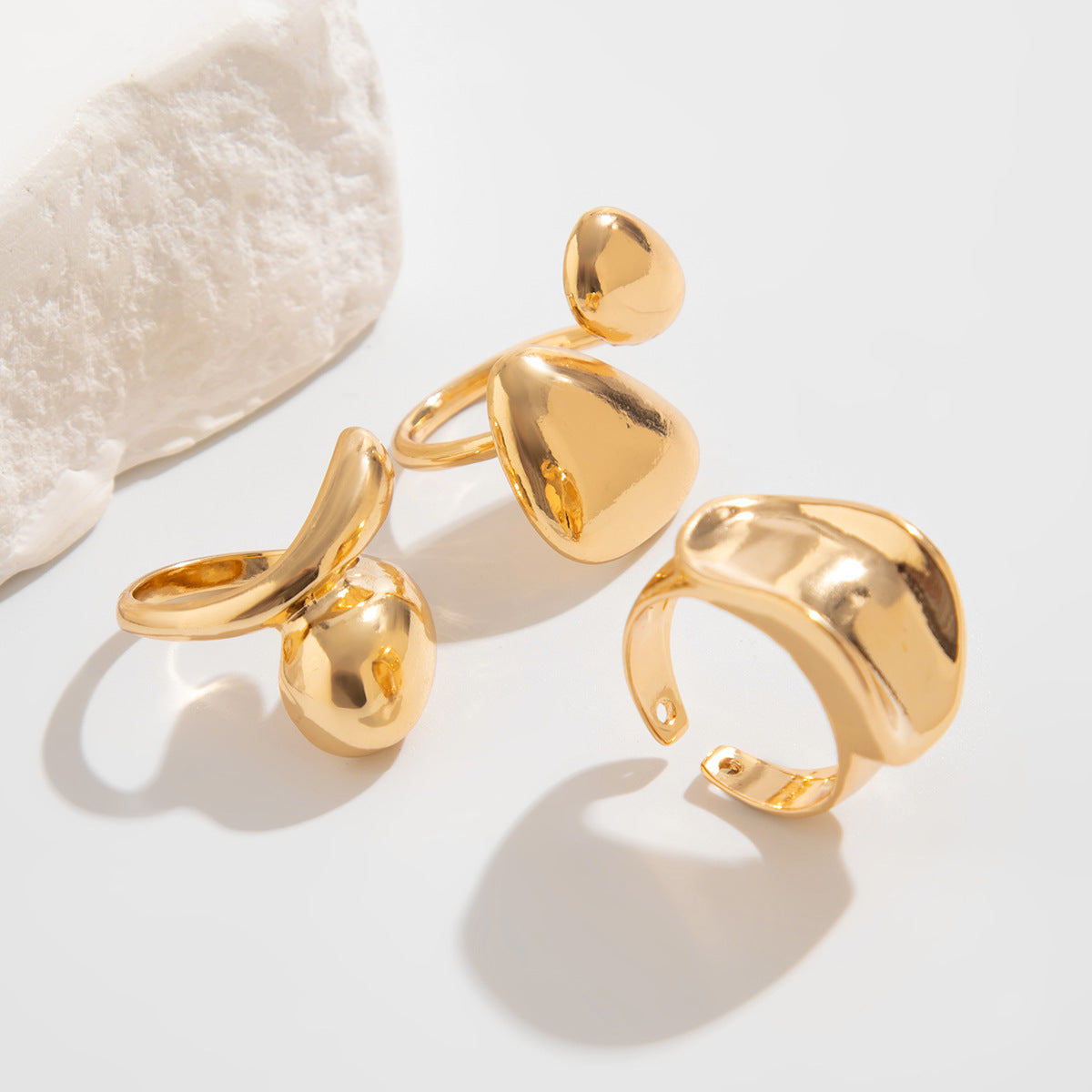 Soléa Embrace Ring Set