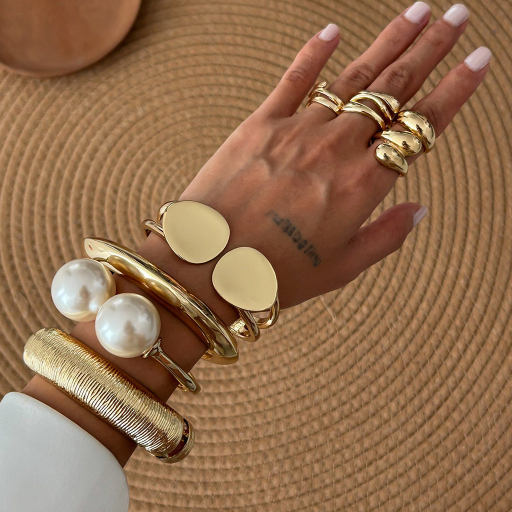 Lunara Layered Disc Bracelet Set