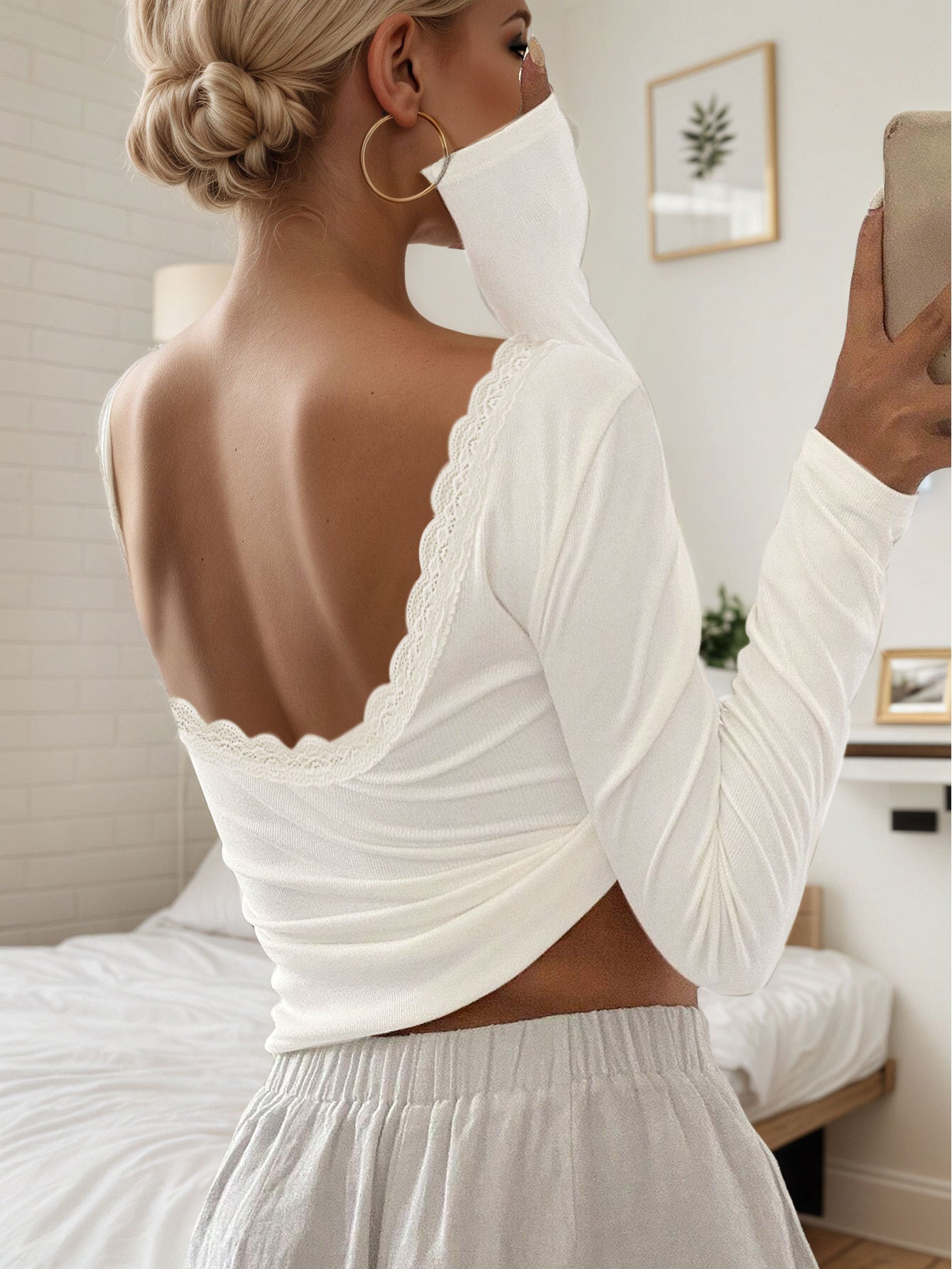 Fitted Lace Long Sleeve Blouse